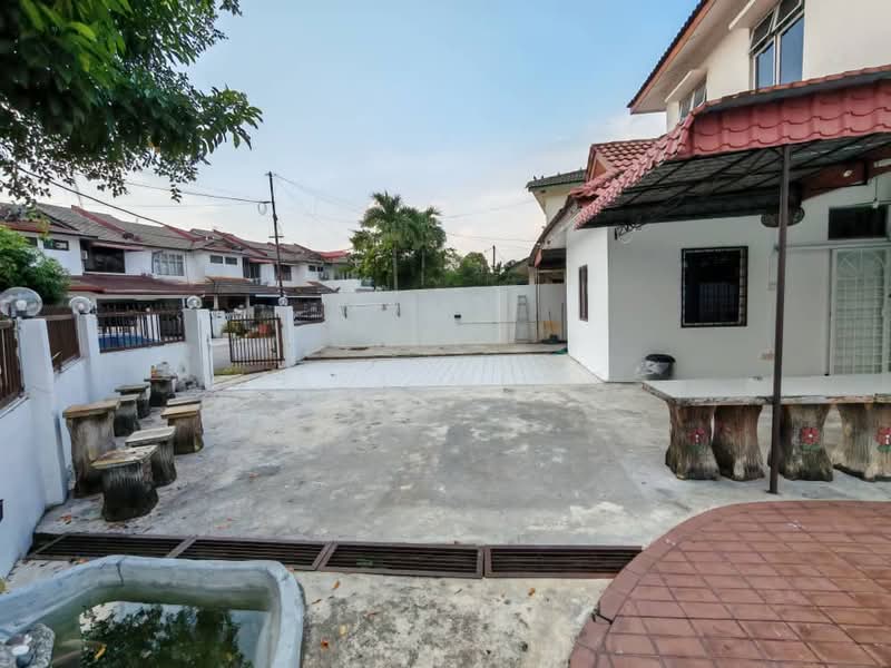 Semi-Detached House for Rent in Kajang (Selangor) - Alex Wong - Exterior - PropertyGuru.com.my