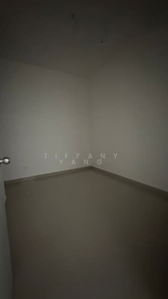 Condominium for Sale at Legendview - Tiffany Yang - Bedroom - PropertyGuru.com.my