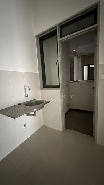 Condominium for Sale at Legendview - Tiffany Yang - Kitchen - PropertyGuru.com.my