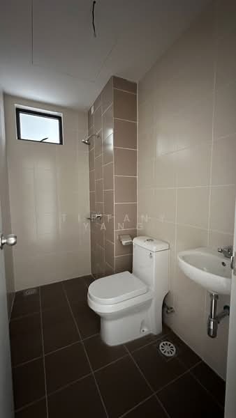 Condominium for Sale at Legendview - Tiffany Yang - Bathroom - PropertyGuru.com.my