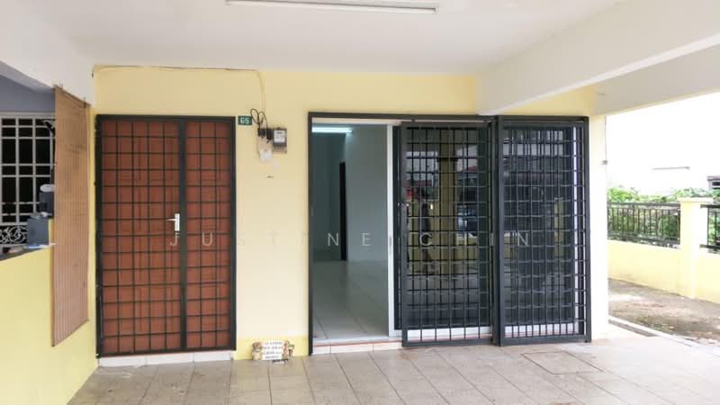 2-storey Terraced House for Rent in Taman Arkid (Menglembu) - Justine Chin - Entrance - PropertyGuru.com.my