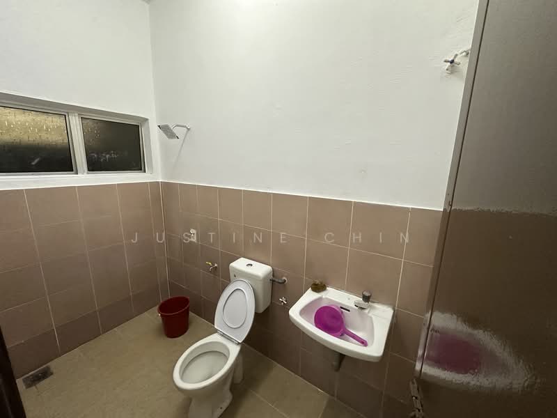 2-storey Terraced House for Rent in Taman Arkid (Menglembu) - Justine Chin - Bathroom - PropertyGuru.com.my