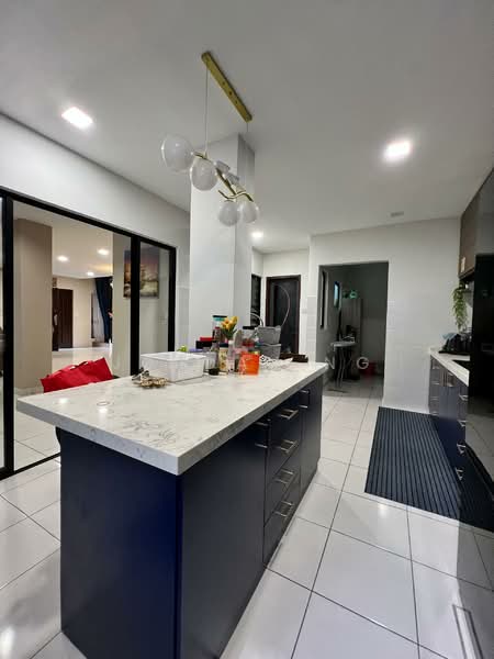 2-storey Terraced House for Sale in Setia Indah (Setia Alam) - Jordan Ng - Kitchen - PropertyGuru.com.my