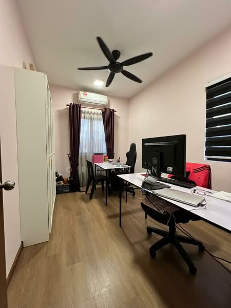 2-storey Terraced House for Sale in Setia Indah (Setia Alam) - Jordan Ng - Study - PropertyGuru.com.my