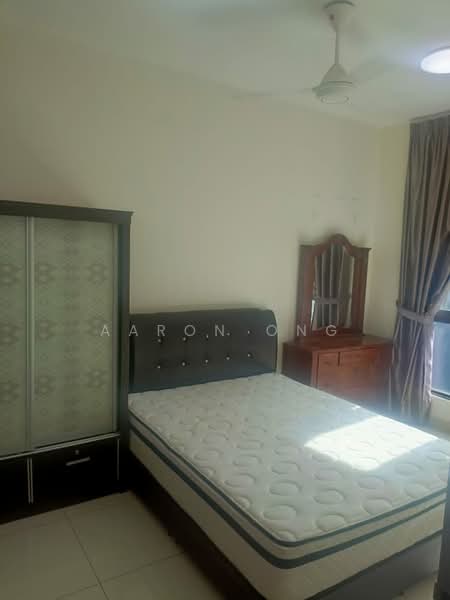 Service Residence for Sale at KL Traders Square - Aaron Ong - Bedroom - PropertyGuru.com.my