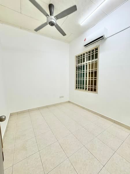 Rumah Teres 1 Tingkat untuk Dijual di Taman Kempas Indah (Tebrau) - Zack Chow - Interior - PropertyGuru.com.my