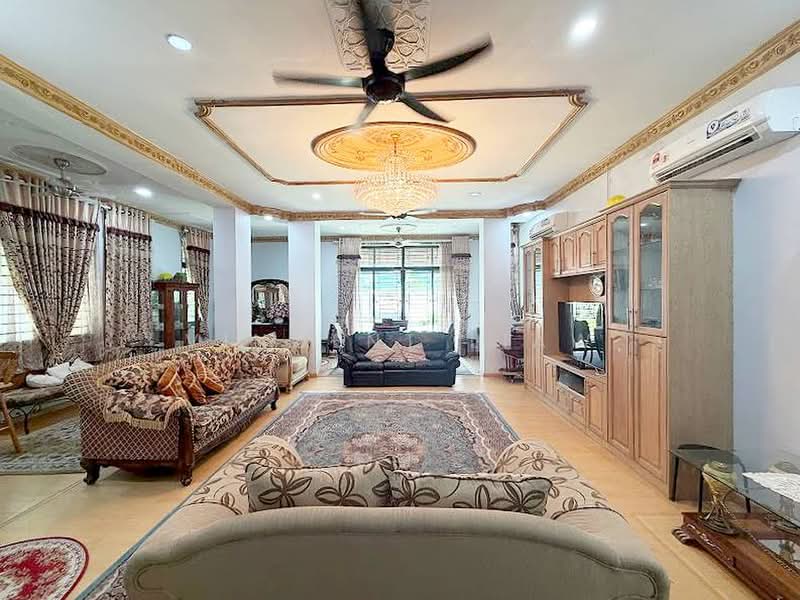 Rumah Banglo untuk Dijual di Seksyen 9 (Kota Damansara) - Vincent Liaw - Living Room - PropertyGuru.com.my