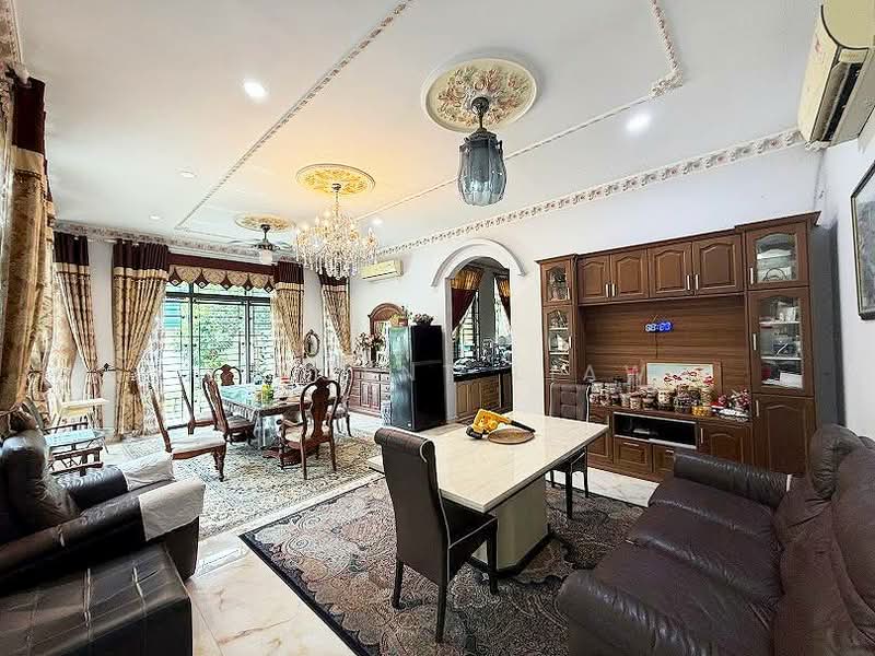 Rumah Banglo untuk Dijual di Seksyen 9 (Kota Damansara) - Vincent Liaw - Living Room - PropertyGuru.com.my