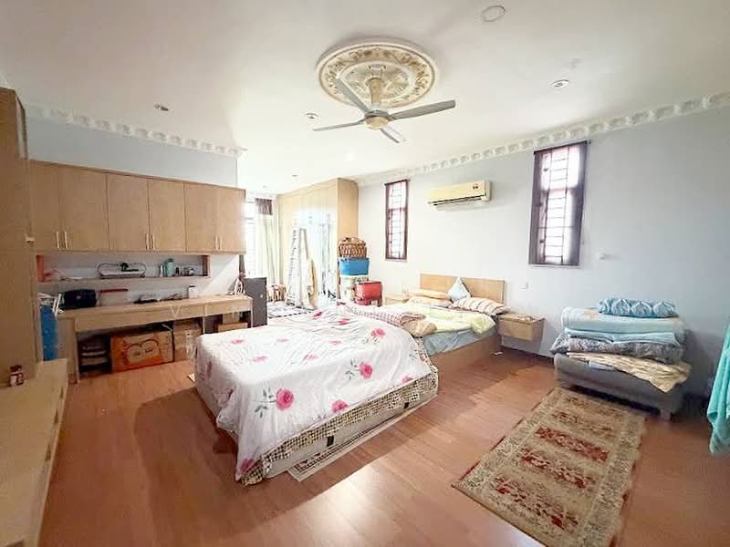 Rumah Banglo untuk Dijual di Seksyen 9 (Kota Damansara) - Vincent Liaw - Bedroom - PropertyGuru.com.my