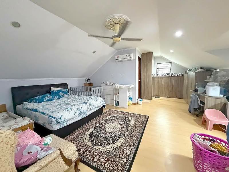 Rumah Banglo untuk Dijual di Seksyen 9 (Kota Damansara) - Vincent Liaw - Bedroom - PropertyGuru.com.my