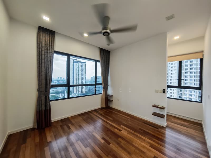 Jaya One Residences untuk Untuk Dijual - RM 800,000, Mac 2026 - Living Room - PropertyGuru.com.my
