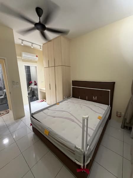 Apartment for Sale at Camellia Residence - Alvin Lim - Bedroom - PropertyGuru.com.my