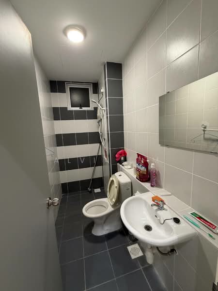 Apartment for Sale at Camellia Residence - Alvin Lim - Bathroom - PropertyGuru.com.my