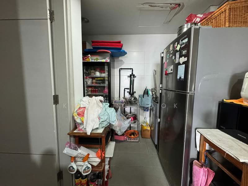 Condominium for Sale at The Westside One - Kelvin Pook - Kitchen - PropertyGuru.com.my