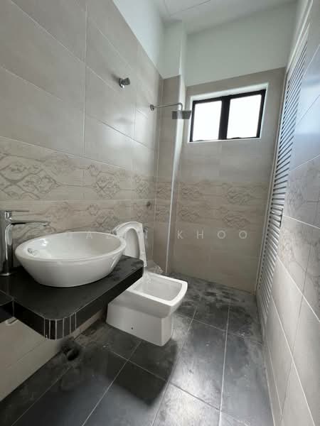 Semi-Detached House for Sale in Panorama Lapangan Perdana (Ipoh) - Qazin Khoo - Bathroom - PropertyGuru.com.my