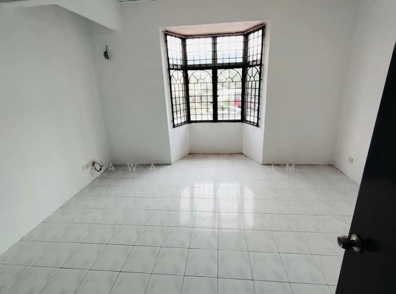 Untuk Disewa - Taman Dahlia Bandar Baru Salak Tinggi Sepang