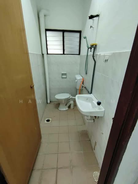 Untuk Disewa - Taman Dahlia Bandar Baru Salak Tinggi Sepang