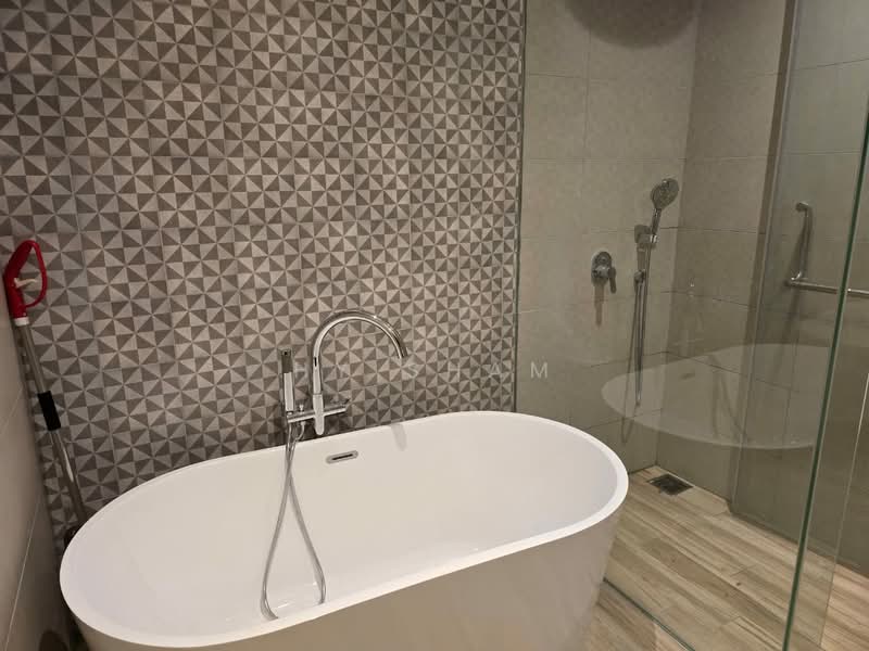 Service Residence for Rent at Hampton Height Damansara - HY Sham - Bathroom - PropertyGuru.com.my