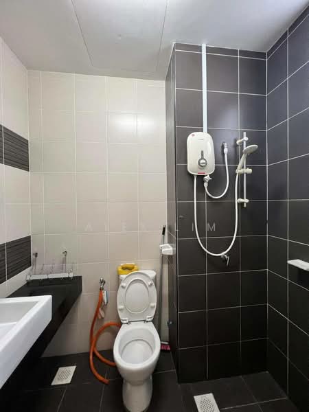 Apartment for Rent at Horizon Residence (Dwi Mutiara) - Alex Lim - Bathroom - PropertyGuru.com.my