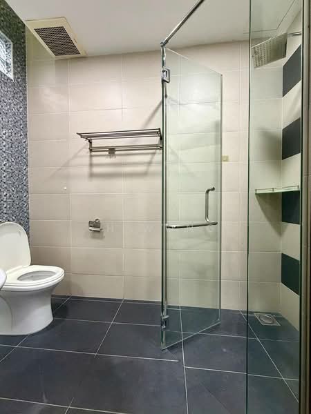 3-storey Terraced House for Sale in Skudai (Johor) - SH Wong - Bathroom - PropertyGuru.com.my