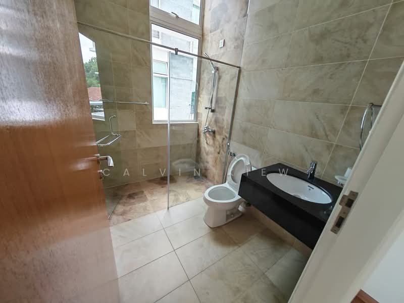 Bungalow for Sale in Straits View (Johor Bahru) - Calvin Kiew - Bathroom - PropertyGuru.com.my