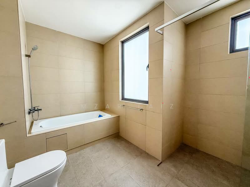 Broadleaf Residences untuk Untuk Dijual - RM 2,450,000, Mac 2026 - Bathroom - PropertyGuru.com.my