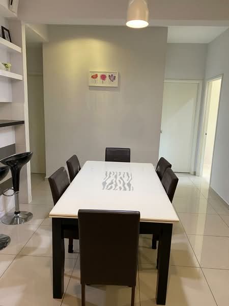The Peak Residences untuk Untuk Disewa - RM 1,800 /bulan, Mac 2026 - Dining Room - PropertyGuru.com.my