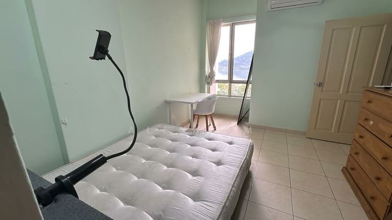Condominium for Rent at Putra Marine Resort - Alex Lim - Bedroom - PropertyGuru.com.my