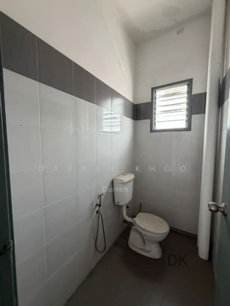 Terrace Factory for Rent in Klang (Selangor) - Darren Khoo - Bathroom - PropertyGuru.com.my