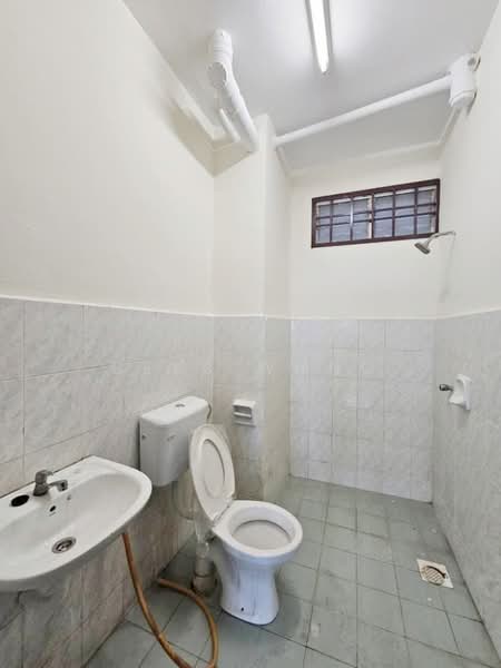 Apartment for Sale at Idaman Senibong - Bess Wong - Bathroom - PropertyGuru.com.my