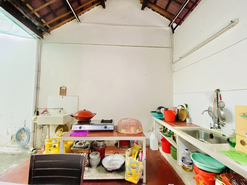 Jalan Kebun Nyior untuk Untuk Dijual - RM 950,000, Mac 2026 - Kitchen - PropertyGuru.com.my