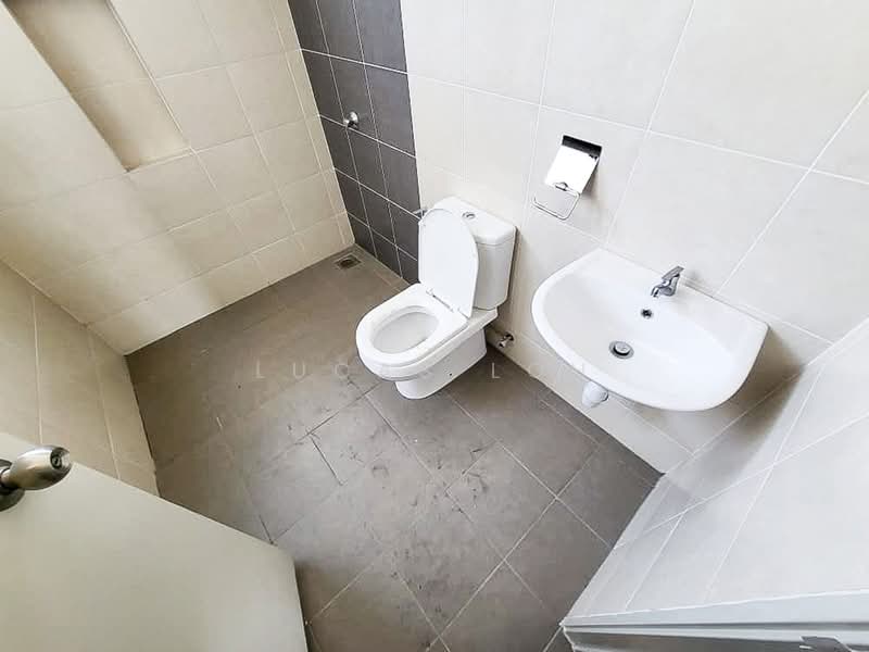 2-storey Terraced House for Sale in Rawang (Selangor) - Lucas Loh - Bathroom - PropertyGuru.com.my