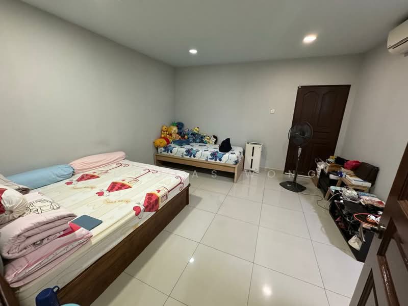 Rumah Teres untuk Dijual di Taman Selayang Utama (Selayang) - nicholas wong - Bedroom - PropertyGuru.com.my