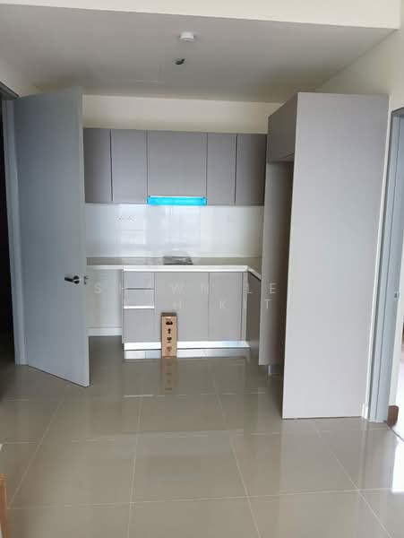 Service Residence for Rent at 8th & Stellar - Shawn Lee Kah Kit - Kitchen - PropertyGuru.com.my