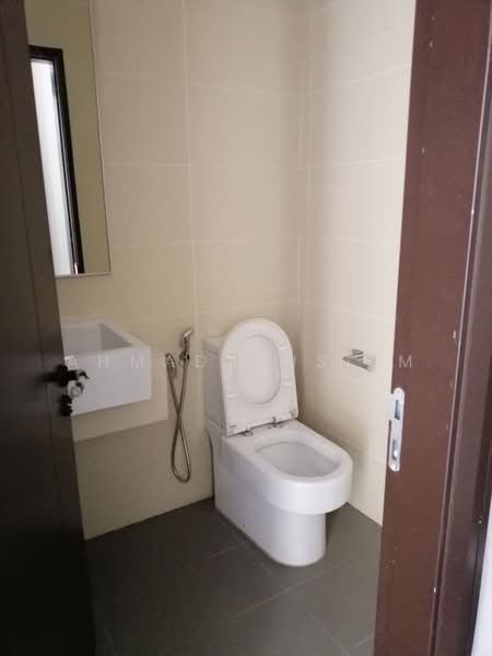 3-storey Terraced House for Sale in Laman Glenmarie (Shah Alam) - Ahmad Muslim - PropertyGuru.com.my