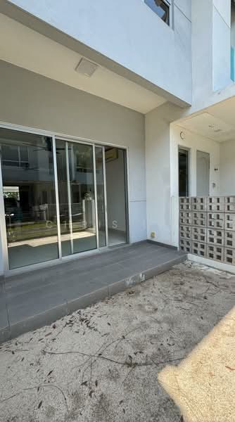 2-storey Terraced House for Sale in Kampung Teluk Panglima Garang (Telok Panglima Garang) - Chris Lee - Exterior - PropertyGuru.com.my