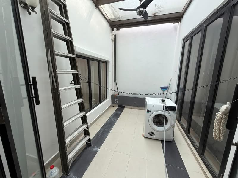 Puteri 6 untuk Untuk Dijual - RM 1,350,000, Apr 2026 - Balcony - PropertyGuru.com.my