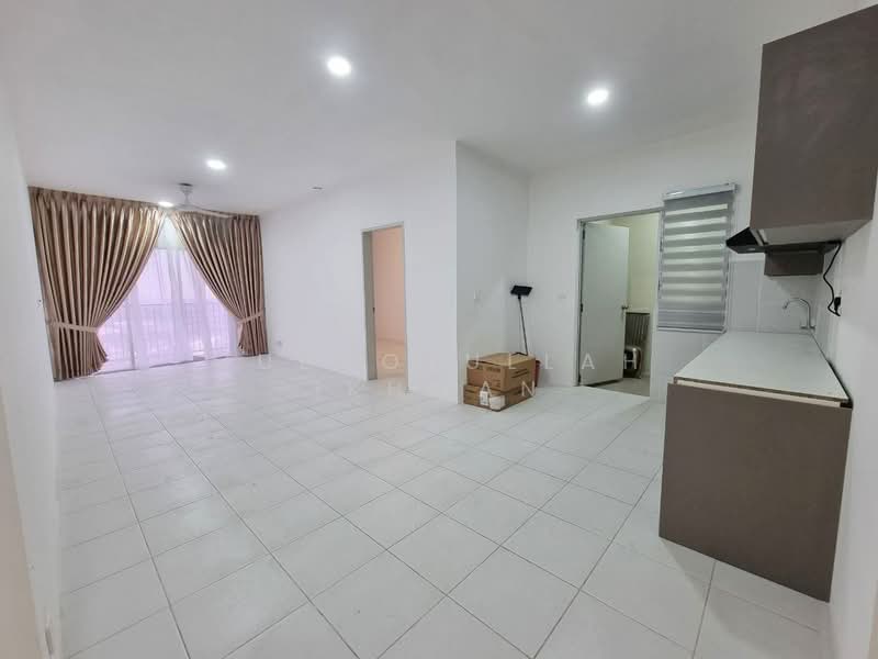 Residensi Sateria untuk Untuk Disewa - RM 1,600 /bulan, Mac 2026 - Living Room - PropertyGuru.com.my