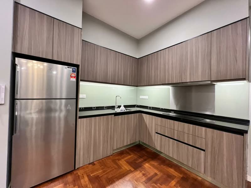 Bloomsvale Menara Vista Petaling untuk Untuk Disewa - RM 3,300 /bulan, Mac 2026 - Kitchen - PropertyGuru.com.my