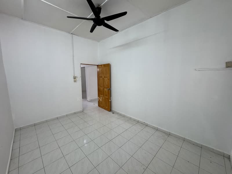 Taman Ehsan untuk Untuk Dijual - RM 570,000, Apr 2026 - Interior - PropertyGuru.com.my