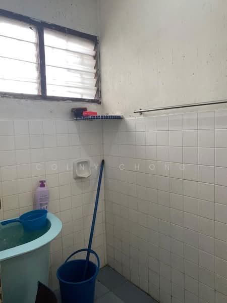 1-storey Terraced House for Sale in Taman Panglima (Taiping) - Colny Chong - Bathroom - PropertyGuru.com.my