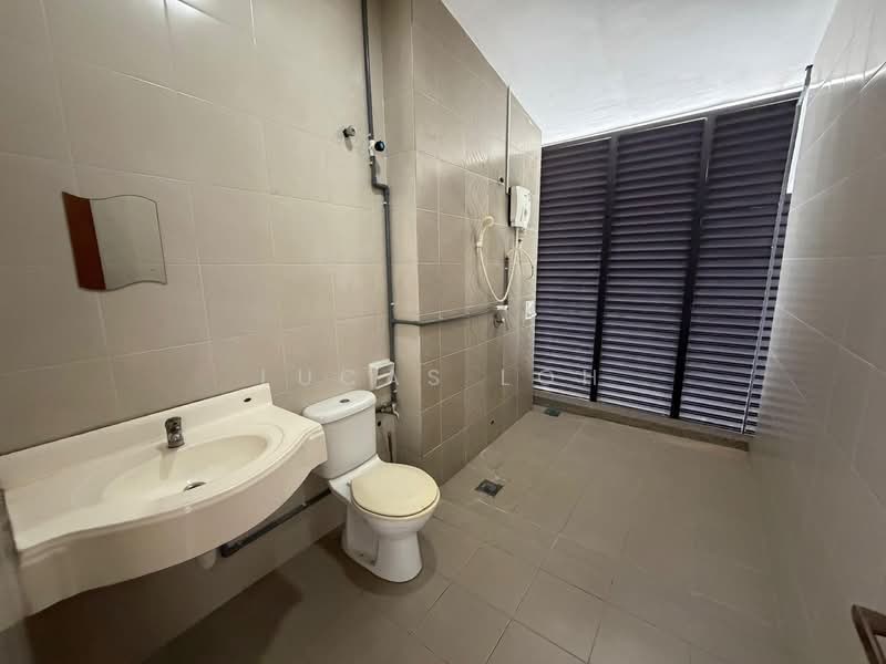 2.5-storey Terraced House for Sale in Bandar Puteri Puchong (Puchong) - Lucas Loh - Bathroom - PropertyGuru.com.my