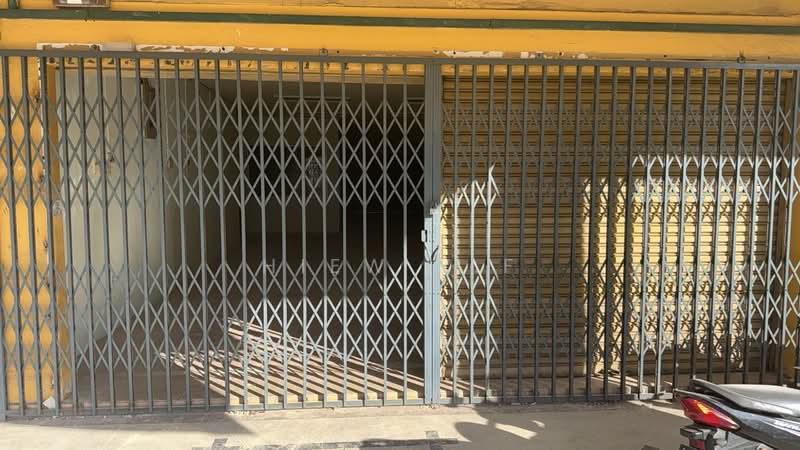 Shop for Rent in Taman Desa Jaya (Johor Bahru) - Hiew Y.F - Exterior - PropertyGuru.com.my