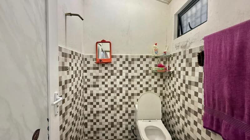 Taman Kinrara untuk Untuk Dijual - RM 500,000, Apr 2026 - Bathroom - PropertyGuru.com.my