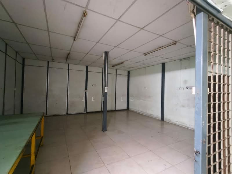 Kilang untuk Disewa di Taman Tan Sri Yaacob (Johor Bahru) - Jet Lee - Interior - PropertyGuru.com.my