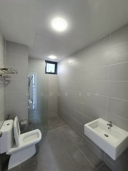 Condominium for Rent at Golden Triangle 2 - Nicole Koh - Bathroom - PropertyGuru.com.my