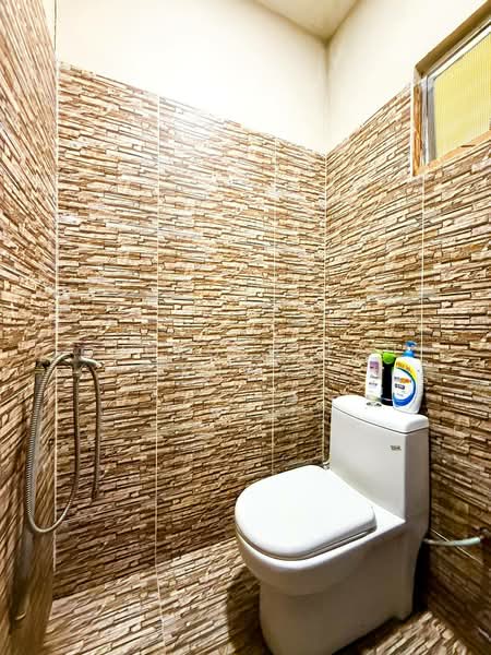 Taman Anggerik Perdana untuk Untuk Dijual - RM 520,000, Mac 2026 - Bathroom - PropertyGuru.com.my