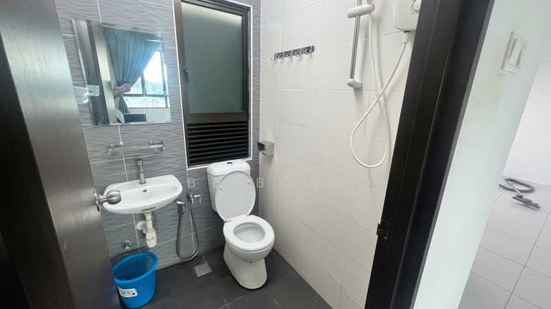 Service Residence for Sale at The Heights Residence - BL Bong - Bathroom - PropertyGuru.com.my