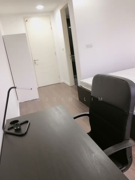 Condominium for Sale at Hampshire Residences - Justin Lim - Bedroom - PropertyGuru.com.my