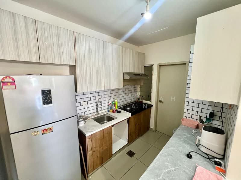 Condominium for Sale at Mutiara Ville - Gudrotullah Ikhwan - Kitchen - PropertyGuru.com.my